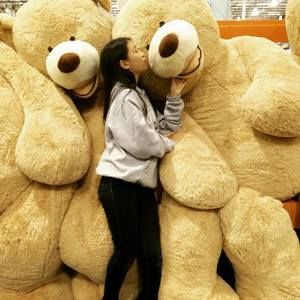 Meet your Posher, Connie